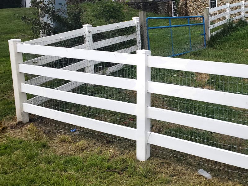 Ranch Rail Vinyl Fence